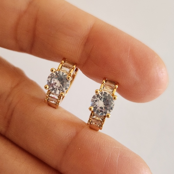 New 18K Gold Plated Diamond Huggie Hoop Earrings for Women - Picture 4 of 9